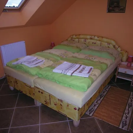 Holiday Sindelova Rotava